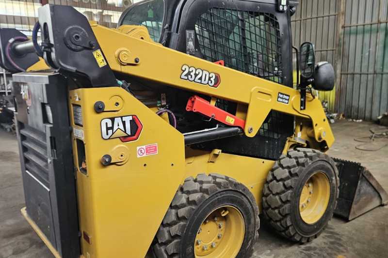 OmecoHub - Immagine CATERPILLAR 232D3